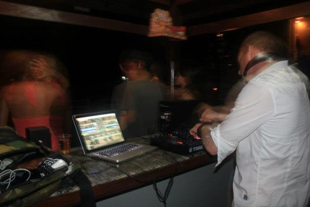 The DJ and his house music made us groove. The night is young and it was an amazing experience to have it with them,.